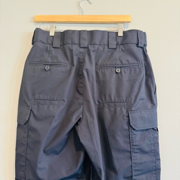 5.11 Tactical Cargo Pants Style 74371 34X29 - Picture 4 of 7